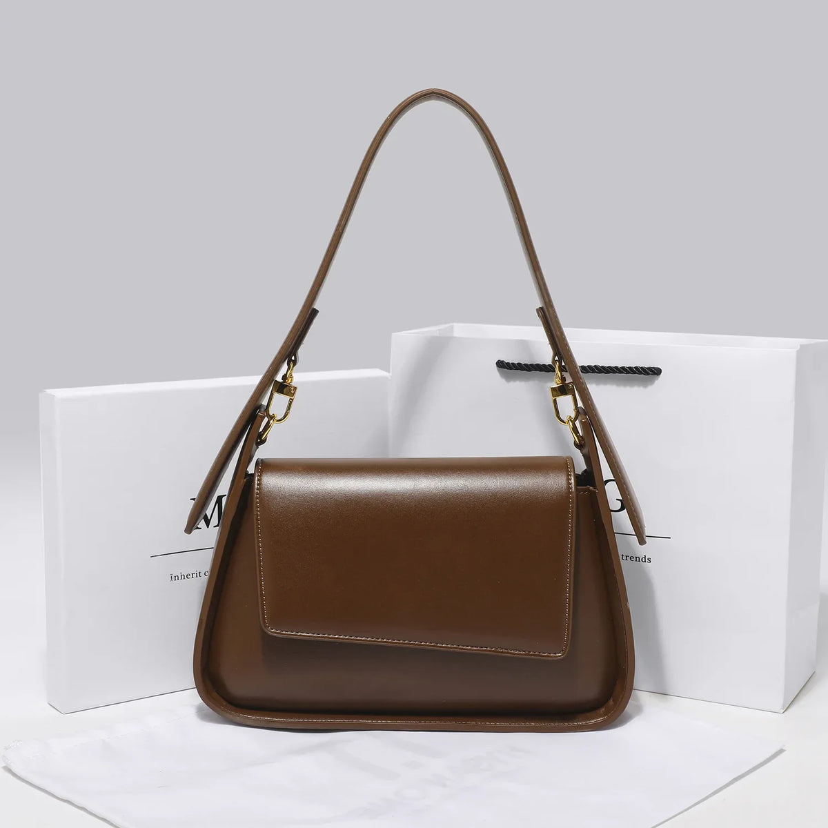 Women's Leather Messenger Bag – Versatile Crossbody & Shoulder Handbag