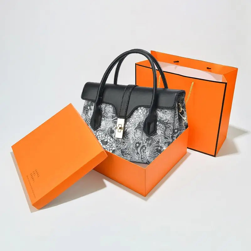 Ethnic-Style Women's Shoulder Bag – Leather Messenger Bag with Optional Gift Box