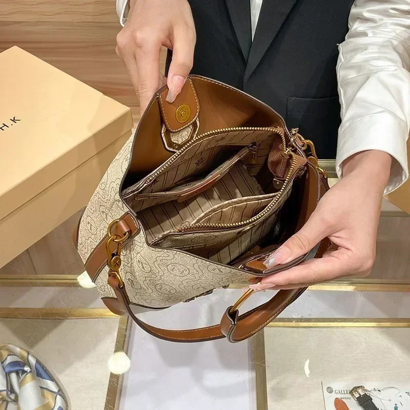 Women's Leather Crossbody Shoulder Bag – Elegant Messenger Purse in Khaki