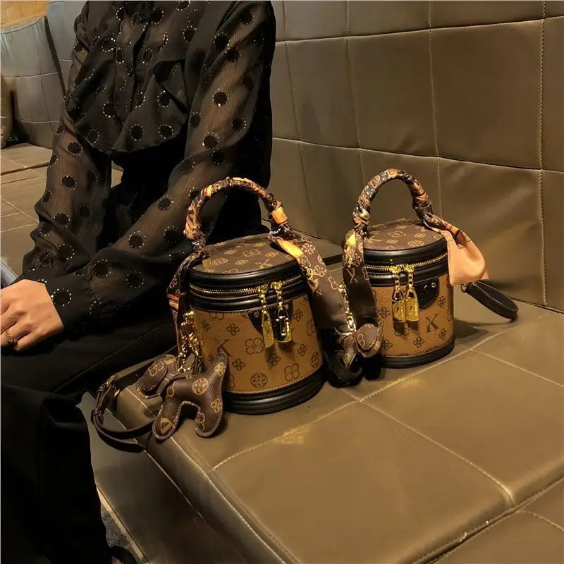 Women's Structured Tote Bag – Leather Crossbody & Shoulder Handbag