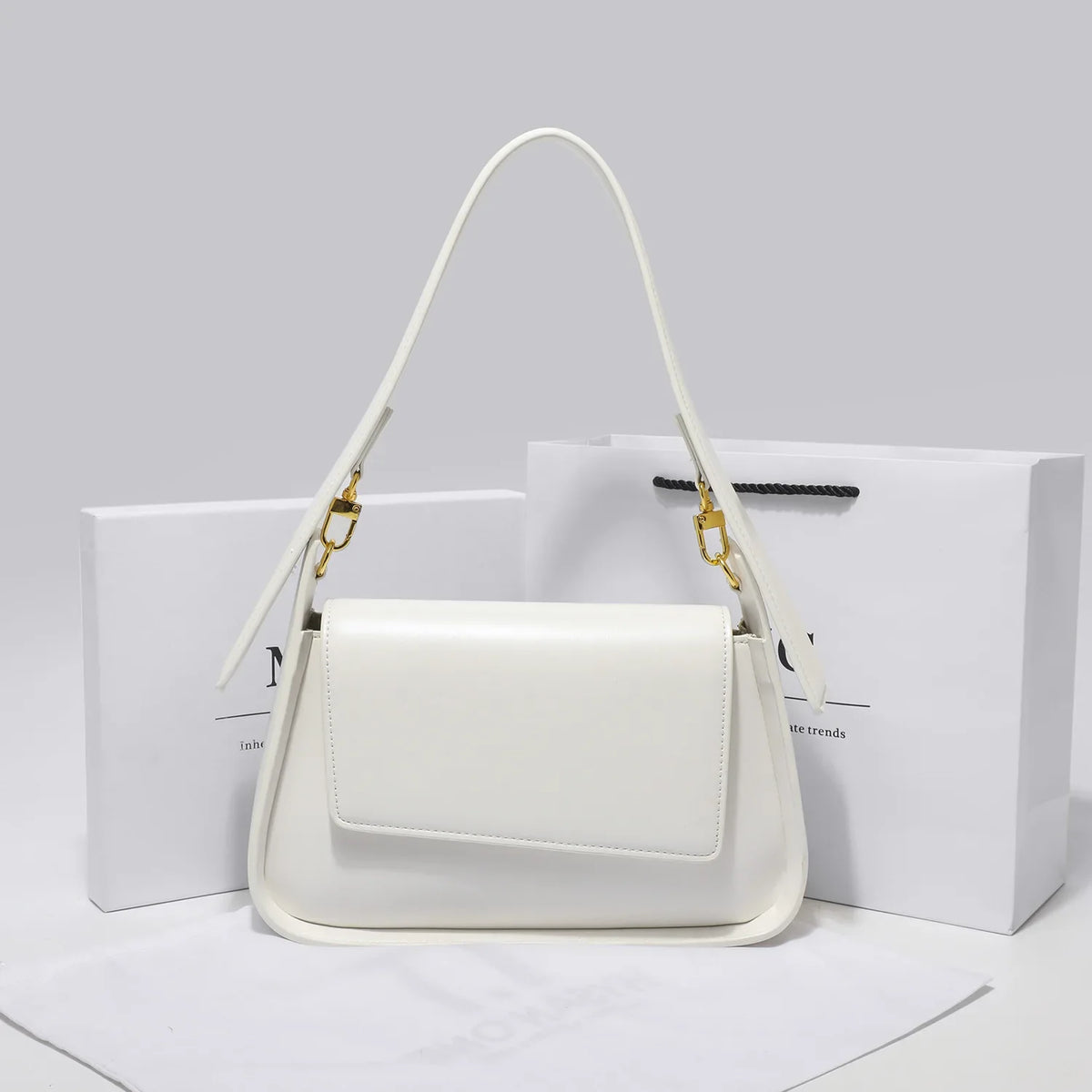 Women's Leather Messenger Bag – Versatile Crossbody & Shoulder Handbag
