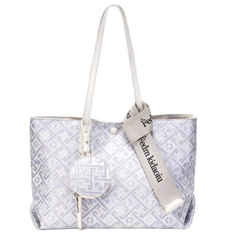 Elegant Women's Tote Bag – Large Capacity Shoulder Handbag in Off-White